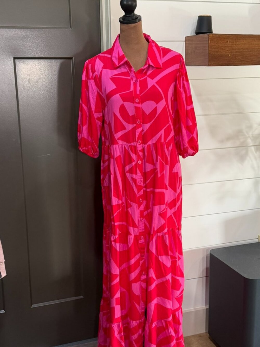 Jolie & Joy Button‑Down Maxi Dress – Pink & Red Geometric Print – Size Large